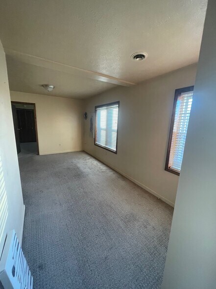 Living room - 355-2 11th St