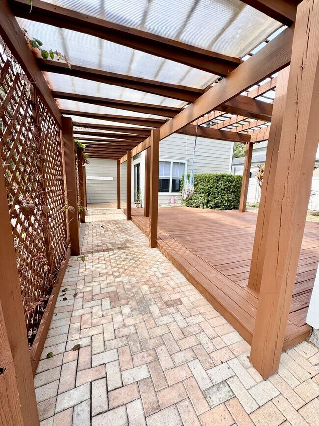 Building Photo - LUXURY RENTAL In Maitland - Winter Park Area 32751