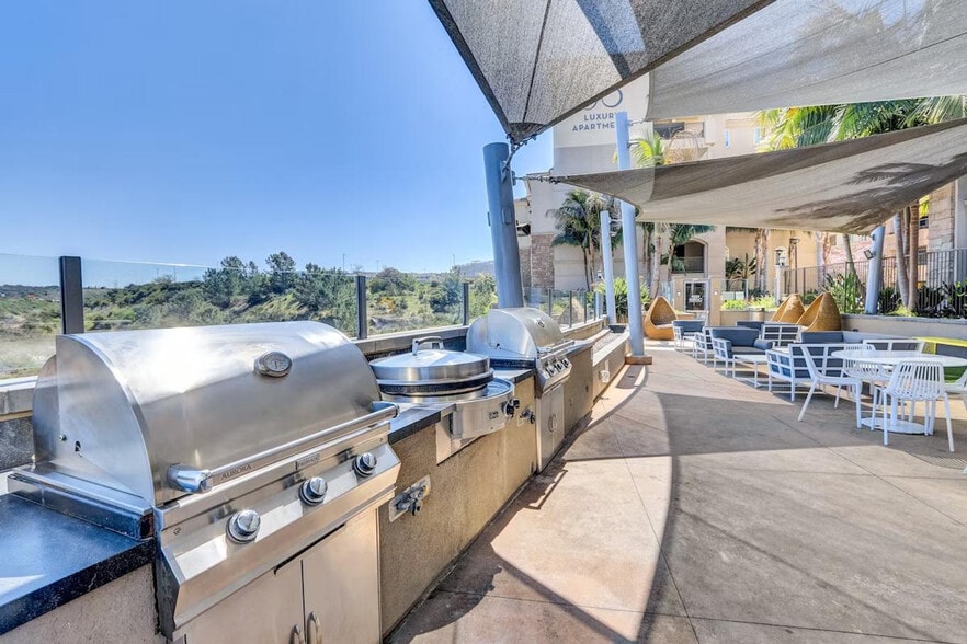 Building Photo - 9065 Sydney Ct