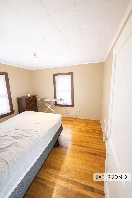 Building Photo - 2410 Flushing Rd