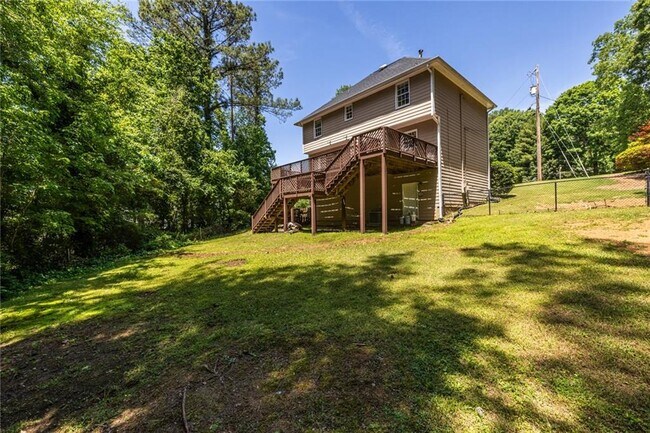 Building Photo - 1093 Wash Lee Dr SW