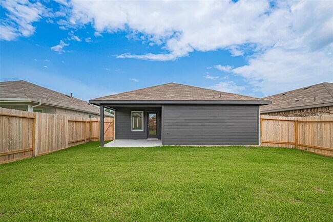 Building Photo - 6018 Alberta Fls Dr