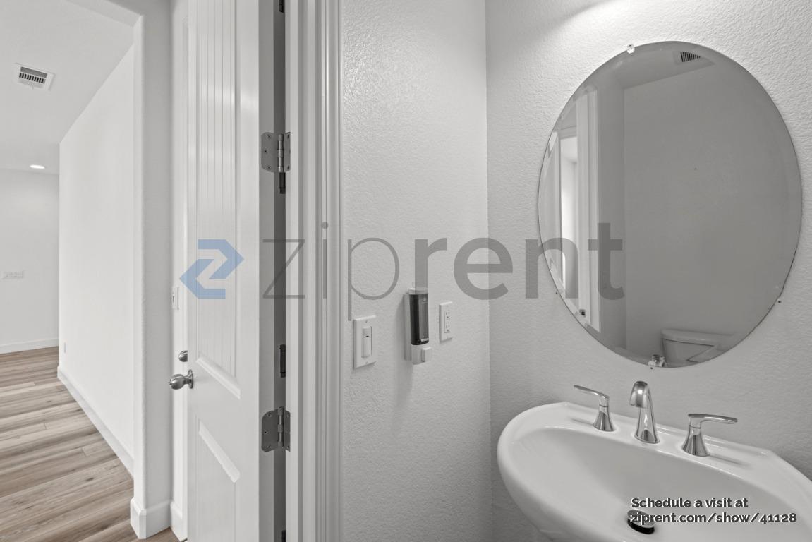 Building Photo - 4776 Opus Cir