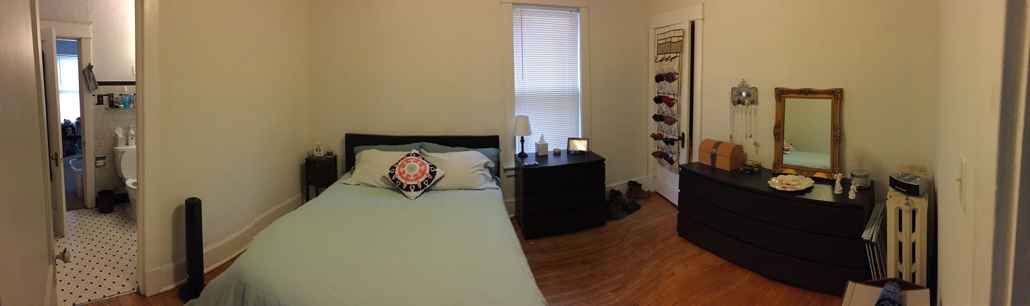 Building Photo - 2419 E Stratford Ct