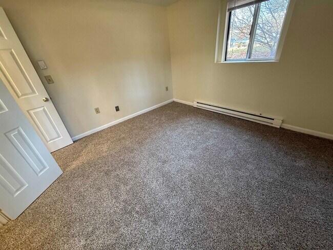 Building Photo - 93 West St