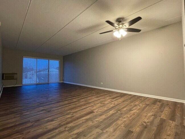 Building Photo - 5125 Blodgett Ave