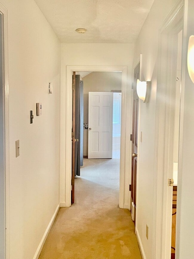 Building Photo - Beautiful Brick Ranch with basement