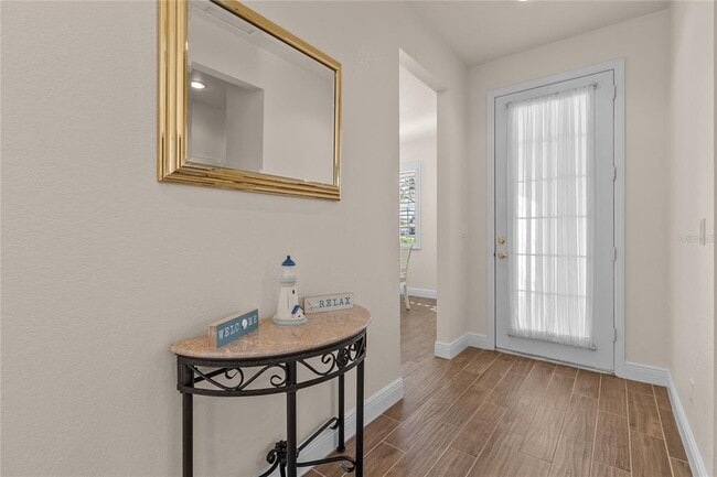 Building Photo - 1937 Scarlett Ave