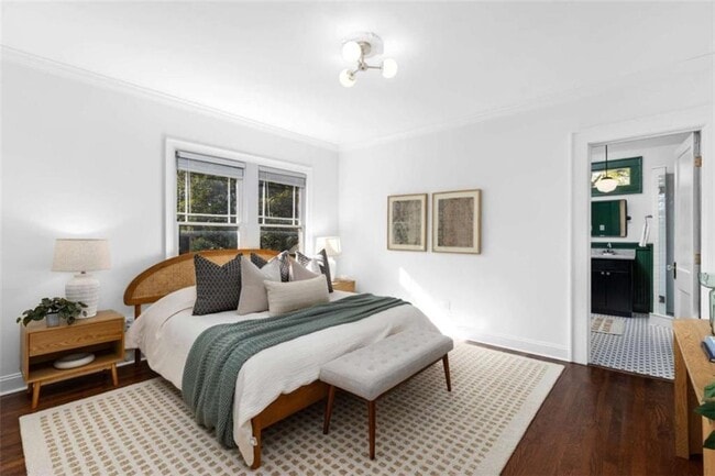 Building Photo - 987 Alloway Pl SE