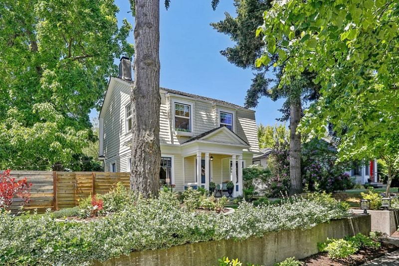 Building Photo - 2631 46th Ave SW