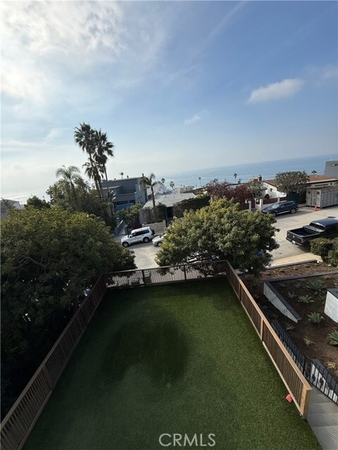 Building Photo - 7512 Rindge Ave