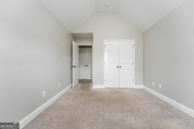 Building Photo - 4948 Longview Run