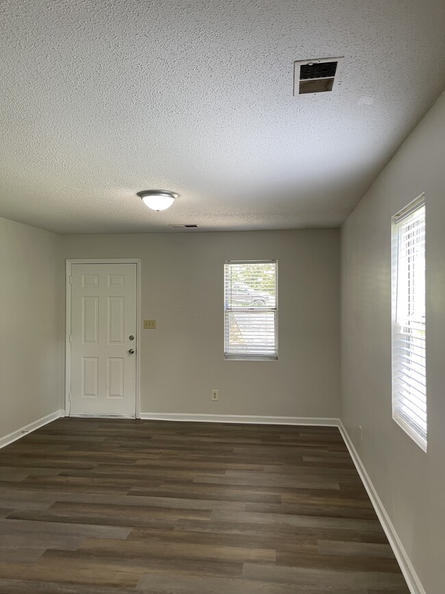 Building Photo - 1308 Vance St
