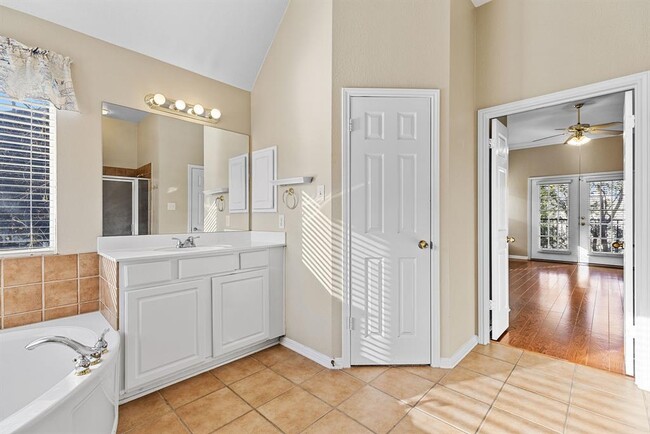 Building Photo - 8406 Lofty Ln