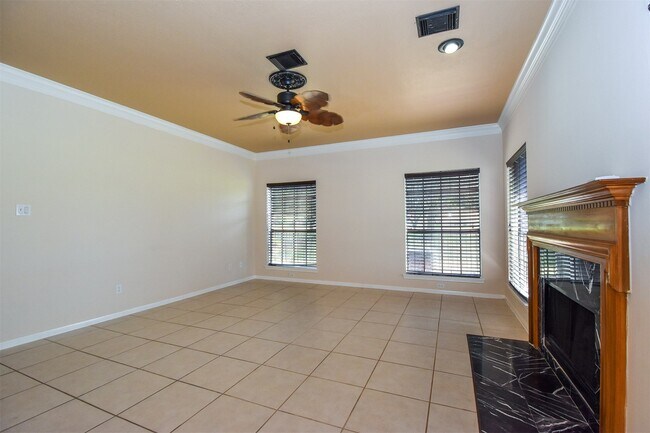 Building Photo - 314 Spencers Glen Dr