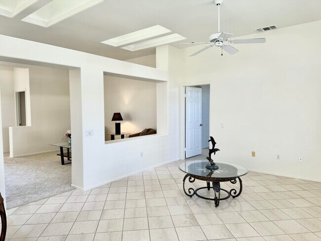 Building Photo - 78278 Desert Willow Dr