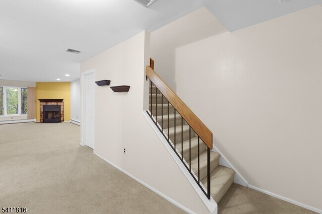 Building Photo - 89 Stockton Ct