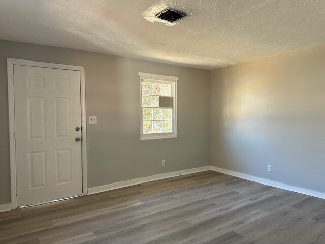 Building Photo - 904 Richland St