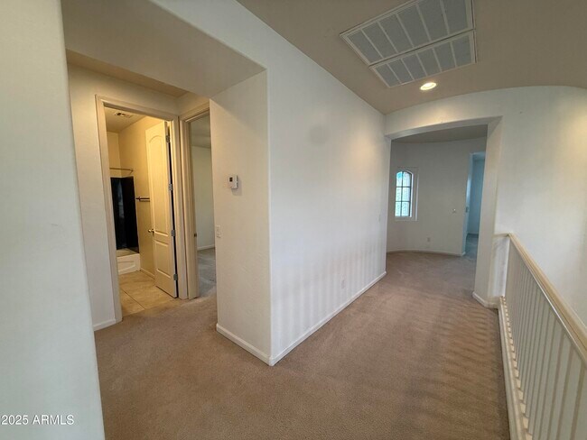 Building Photo - 2807 E Desert Broom Pl