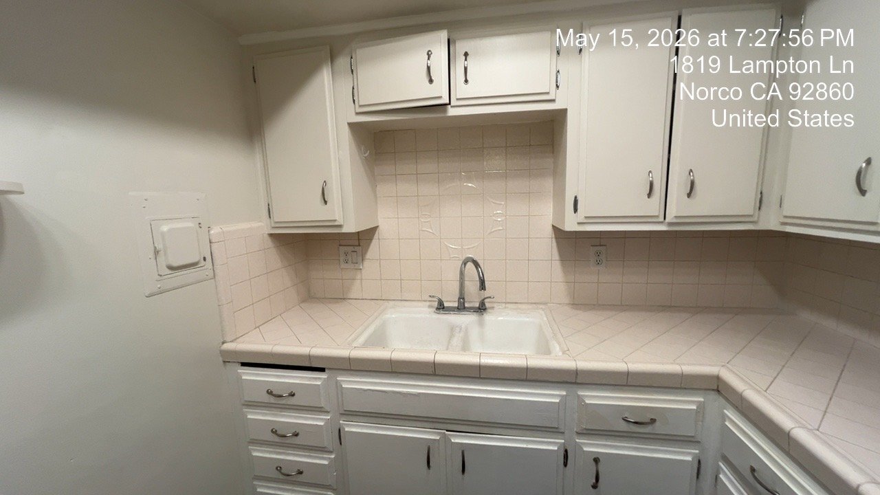 Building Photo - 1819 Lampton Ln