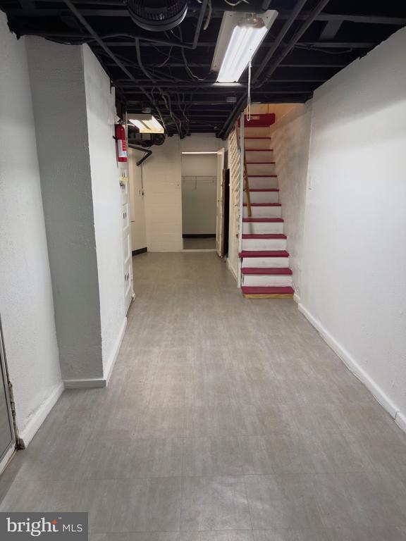 Building Photo - 442 W Wingohocking St