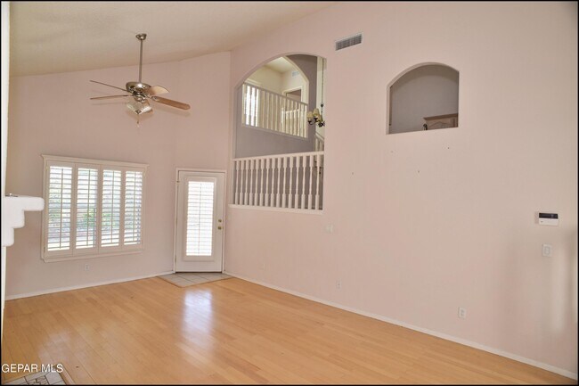 Building Photo - 1560 Via Appia St