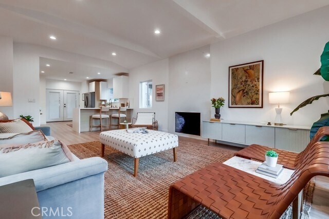 Building Photo - 4016 6th Ave