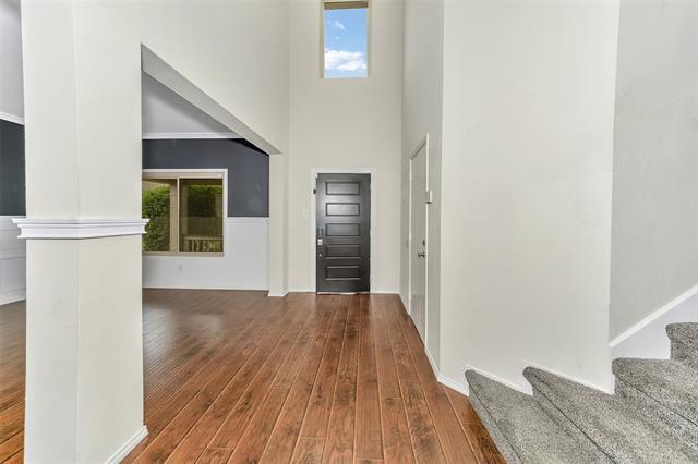 Building Photo - 1020 Breeders Cup Dr