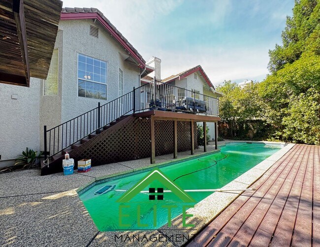 Building Photo - **Stunning Custom Home with Solar and Pool in Prestigious Granite Bay Neighborhood**