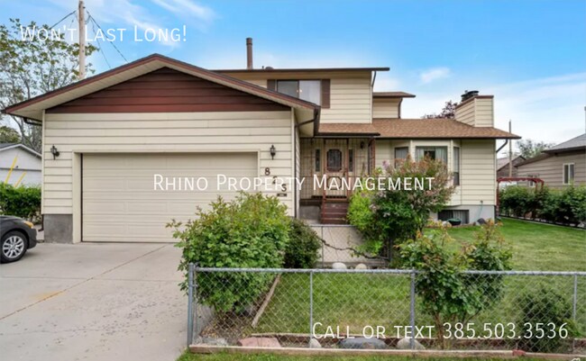 Building Photo - 825 W Arapahoe Ave