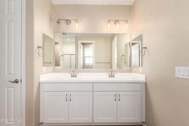 Building Photo - 4813 W Stargazer Pl