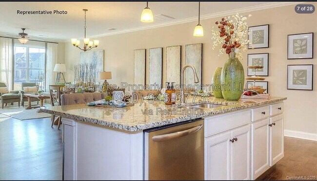 Building Photo - 3833 Fairlady Ln