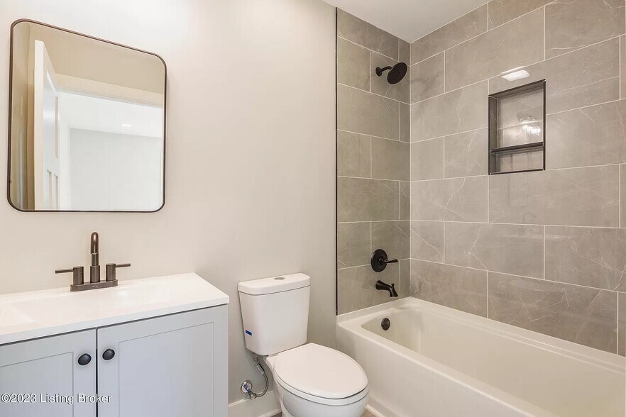 Building Photo - 3714 Selma Ave