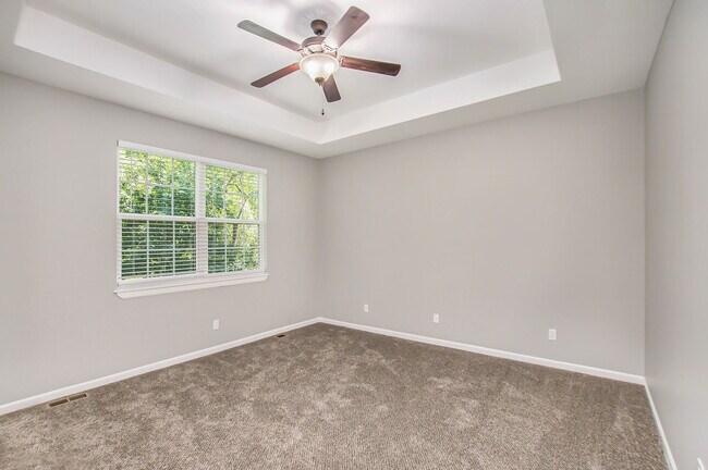 Building Photo - 8325 N Nodaway Ave