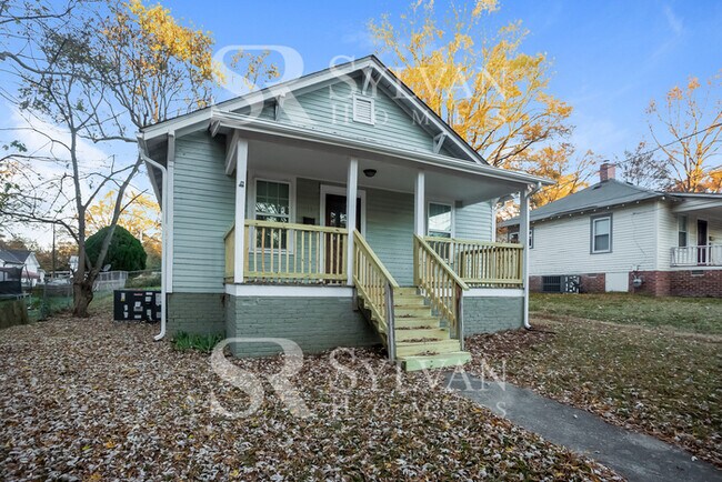 Building Photo - The ideal space to balance life, work, and play.