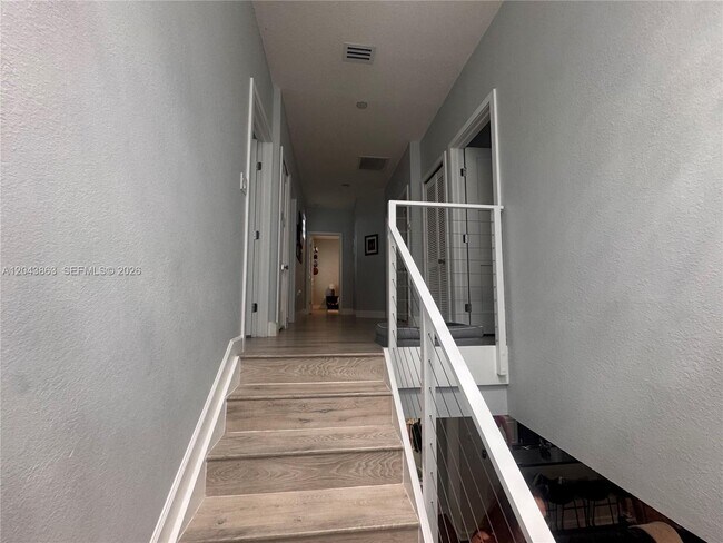Building Photo - 15376 SW 13th Terrace
