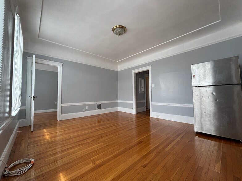 Living Room - 2120 Clement St