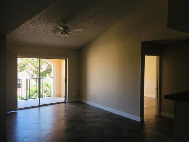 Building Photo - 1721 Village Blvd