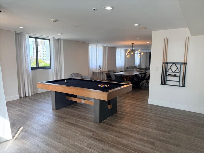 Building Photo - 100 N Federal Hwy