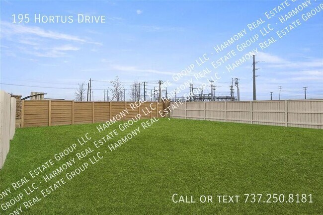 Building Photo - 195 Hortus Dr