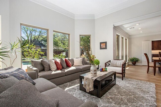 Building Photo - 807 Spear Point Cove