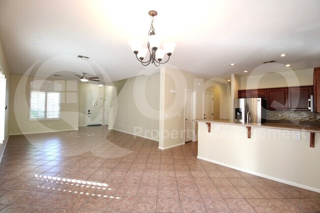 Building Photo - 16803 N 50th Way