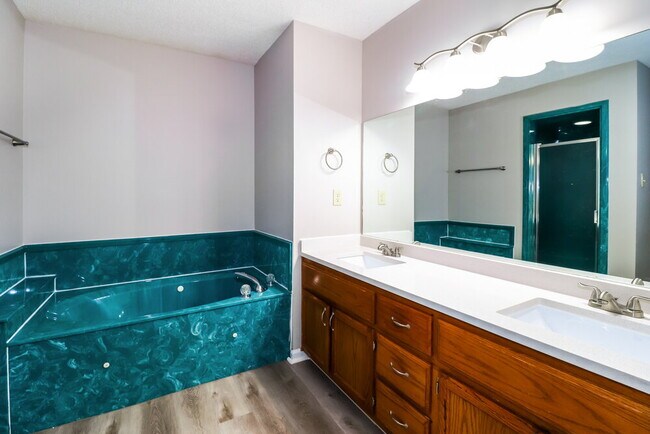 Building Photo - 631 Betty Boyd Ln