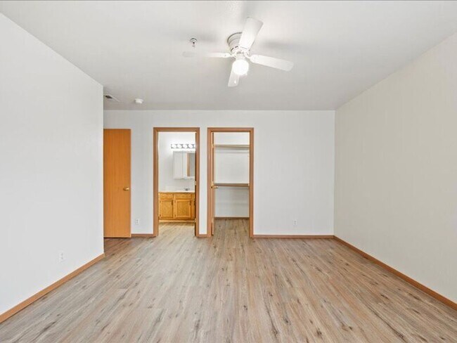 Building Photo - 6305 Chapel Hill Blvd