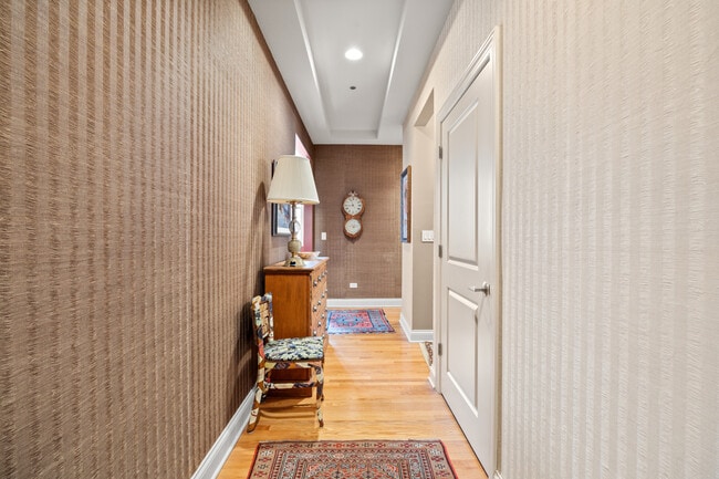 Building Photo - 30 W Erie St