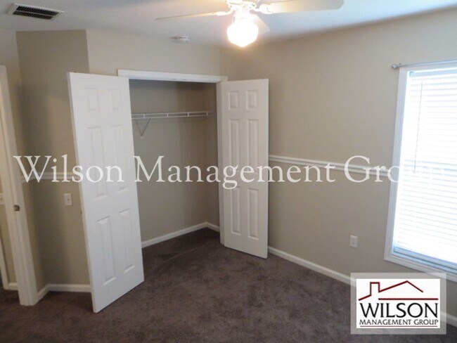 Building Photo - 4 br, 2 bath House - 1162 Snug Harbor Drive