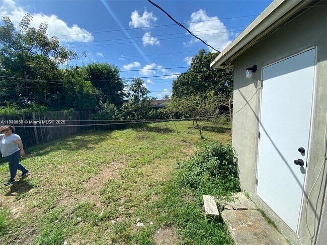 Building Photo - 10470 SW 172nd St