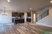 Building Photo - 1391 Pinecrest Trl