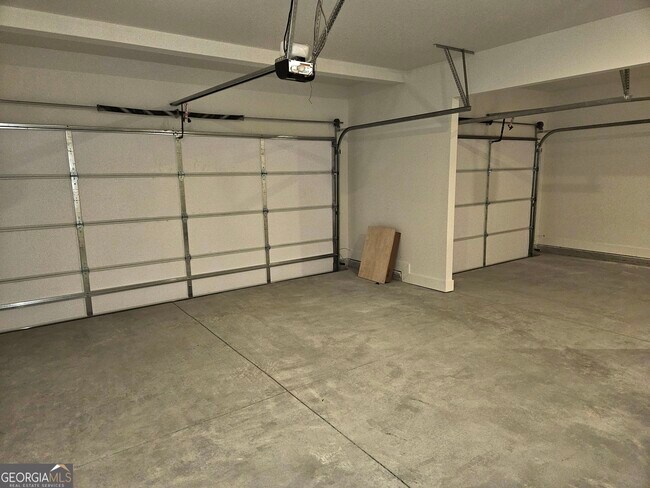 Building Photo - 219 Andalusa Ct