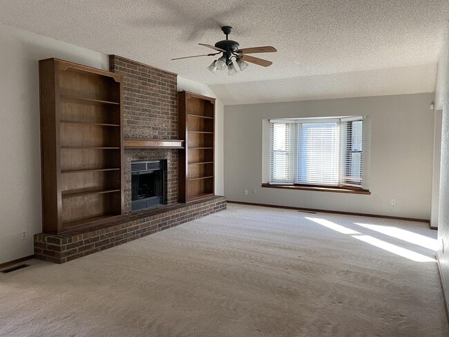 Building Photo - 541 NW 170th St